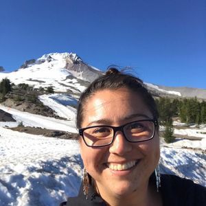 Meet your Posher, Alicia